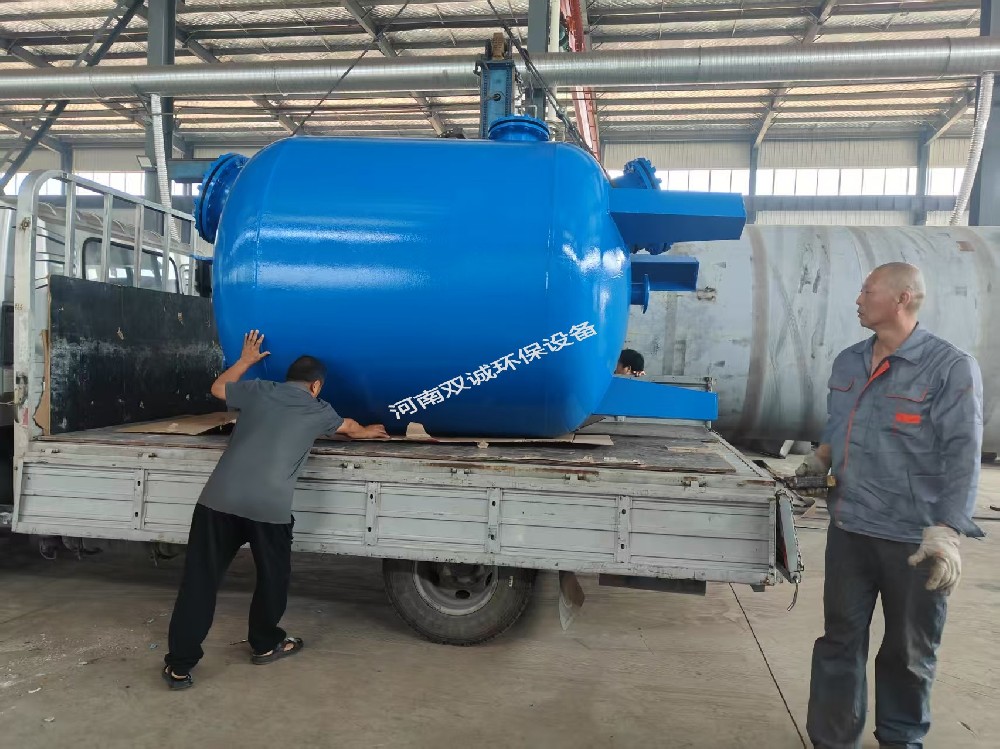 2025.07.11-河南某科技股份有限公司定制碳鋼襯膠儲罐發(fā)貨